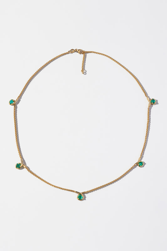 LOOP-DE-LOOP NECKLACE IN EMERALD